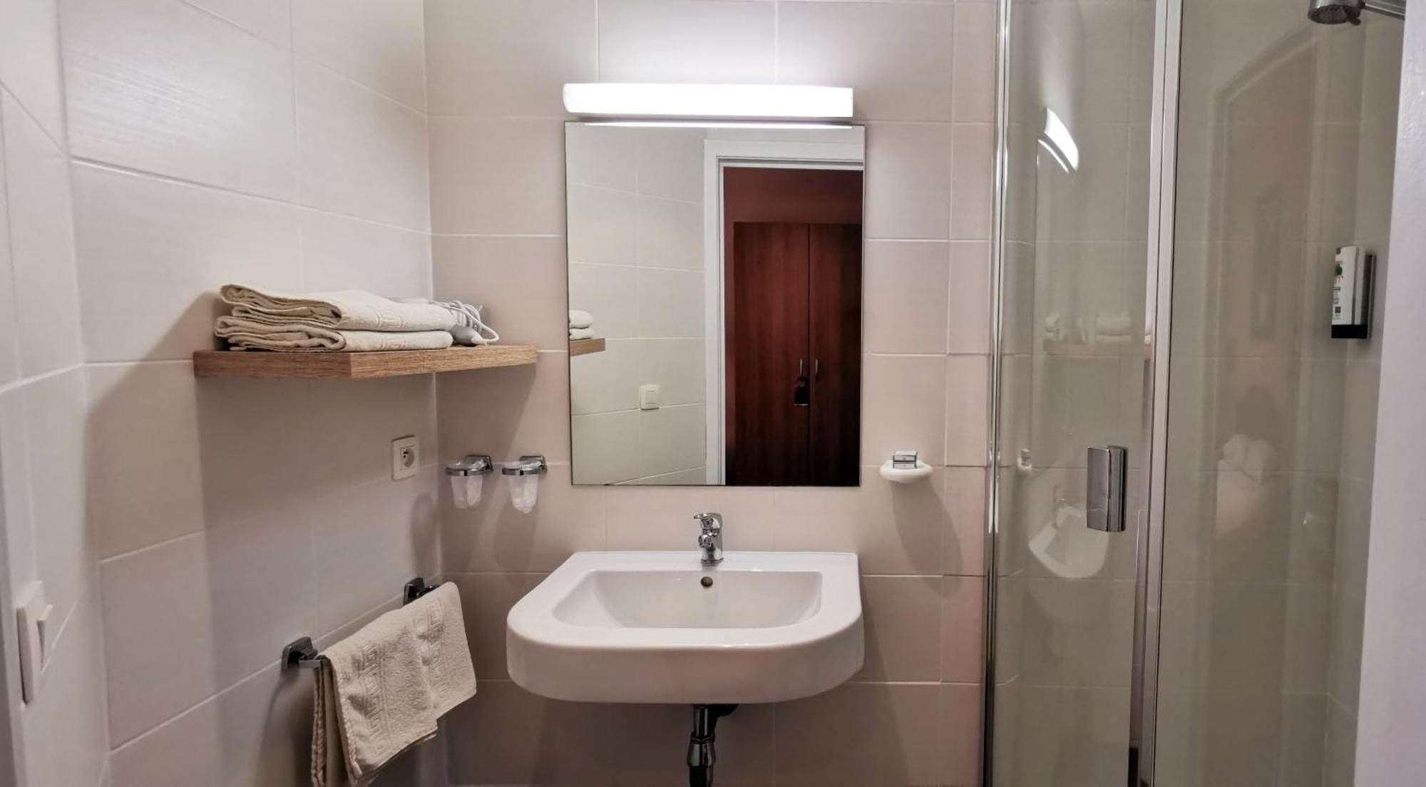 Hotel Cardiff Остенде Номер фото
